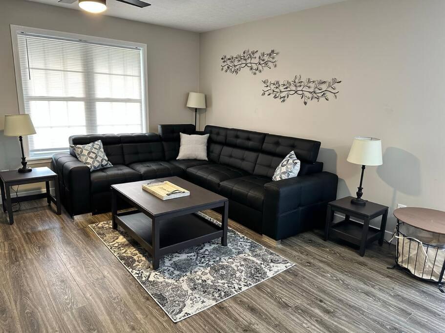 Suite 2 Butler Bagian luar foto